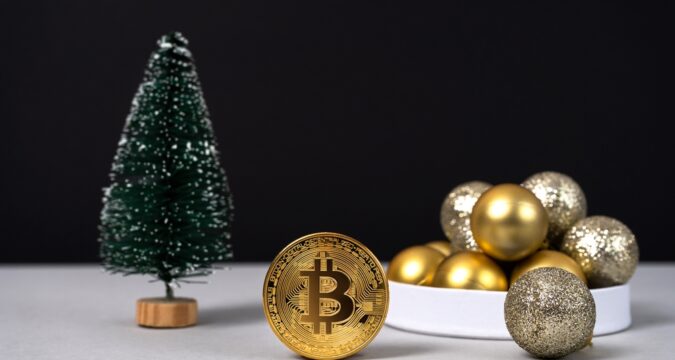 Here Are 9 Christmas Gift Ideas for Crypto Lovers